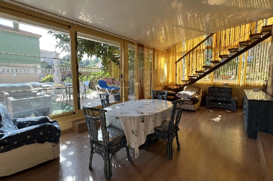 Villa in Denia zu vermieten, Living area 200 m², Zustand gepflegt, + Zentralheizung, Klimaanlage, Plot 900 m², 3 Schlafzimmer, 2 Badezimmer, Pool, ref.: D-0123-51