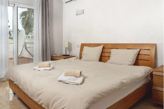 Villa in Javea zu verkaufen, Living area 220 m², Klimaanlage, 4 Schlafzimmer, 2 Badezimmer, Pool, ref.: BS-83565899-23