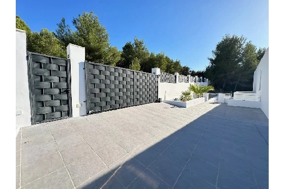 Villa in Javea zu verkaufen, Living area 300 m², Klimaanlage, 4 Schlafzimmer, 4 Badezimmer, Pool, ref.: BS-83618032-28