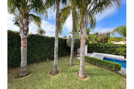 Villa in Javea zu verkaufen, Living area 210 m², Klimaanlage, 4 Schlafzimmer, 2 Badezimmer, Pool, ref.: BS-83627230-29