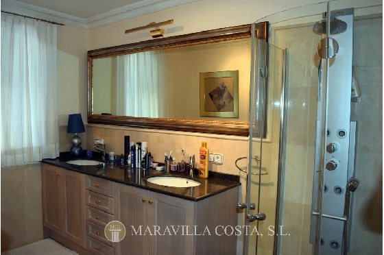Villa in Pedreguer zu verkaufen, Living area 425 m², Baujahr 2006, + Fussbodenheizung, Klimaanlage, Plot 1382 m², 5 Schlafzimmer, 4 Badezimmer, Pool, ref.: MV-2376-22