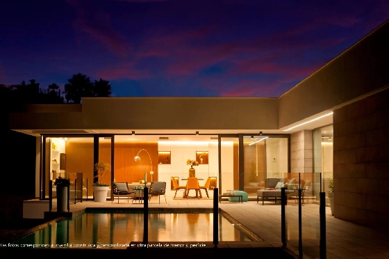 Villa in Cumbre del Sol zu verkaufen, Living area 442 m², Plot 817 m², 3 Schlafzimmer, 4 Badezimmer, Pool, ref.: BS-83851628-17