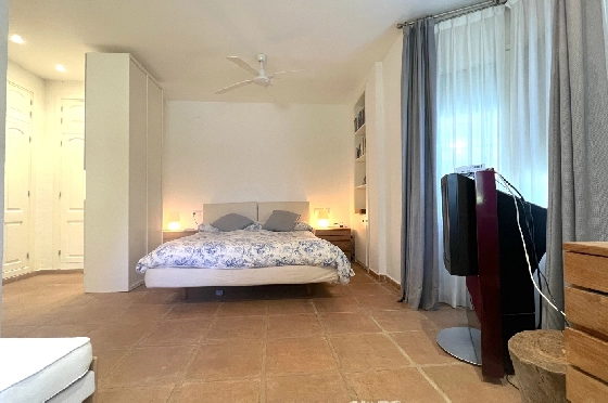 Villa in Denia(Las Rotas) zu verkaufen, Living area 280 m², Baujahr 1989, Zustand gepflegt, + Zentralheizung, Plot 1150 m², 5 Schlafzimmer, 4 Badezimmer, Pool, ref.: SC-T0424-17