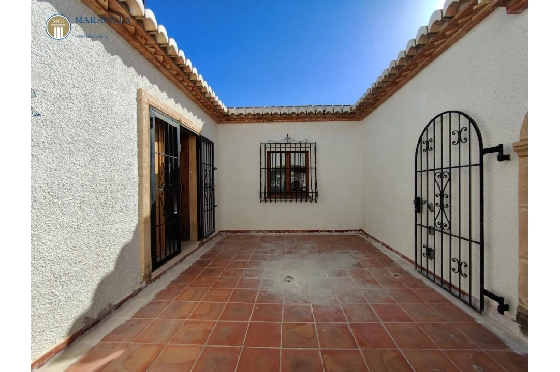 Villa in Javea zu verkaufen, Living area 176 m², Baujahr 1980, Klimaanlage, Plot 1606 m², 3 Schlafzimmer, 3 Badezimmer, Pool, ref.: MV-M-2510-21