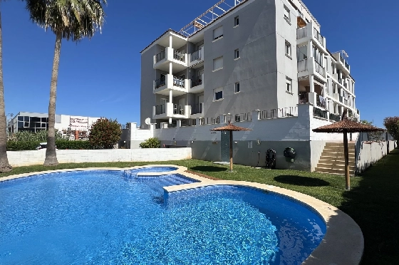 Apartment in Denia zur Ferienvermietung, Living area 86 m², Baujahr 2006, Zustand modernisiert, + Zentralheizung, Klimaanlage, Plot 46 m², 2 Schlafzimmer, 2 Badezimmer, Pool, ref.: T-0324-25