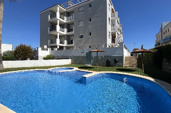 Apartment in Denia zur Ferienvermietung, Living area 86 m², Baujahr 2006, Zustand modernisiert, + Zentralheizung, Klimaanlage, Plot 46 m², 2 Schlafzimmer, 2 Badezimmer, Pool, ref.: T-0324-29