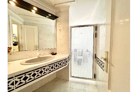 Villa in Javea zu verkaufen, Living area 450 m², Klimaanlage, 6 Schlafzimmer, 6 Badezimmer, Pool, ref.: BS-82754369-23