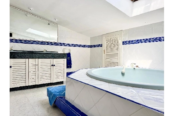 Villa in Javea zu verkaufen, Living area 450 m², Klimaanlage, 6 Schlafzimmer, 6 Badezimmer, Pool, ref.: BS-82754369-31