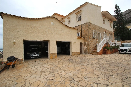 Villa in Calpe(La Canuta) zu verkaufen, Living area 609 m², Plot 3102 m², 4 Schlafzimmer, 4 Badezimmer, Pool, ref.: COB-3330-10535-23
