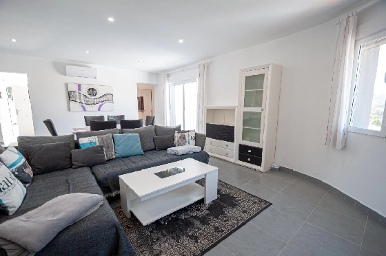 Villa in Benissa(San Jaime) zu verkaufen, Living area 240 m², Klimaanlage, 6 Schlafzimmer, 3 Badezimmer, Pool, ref.: COB-3449-10535-28
