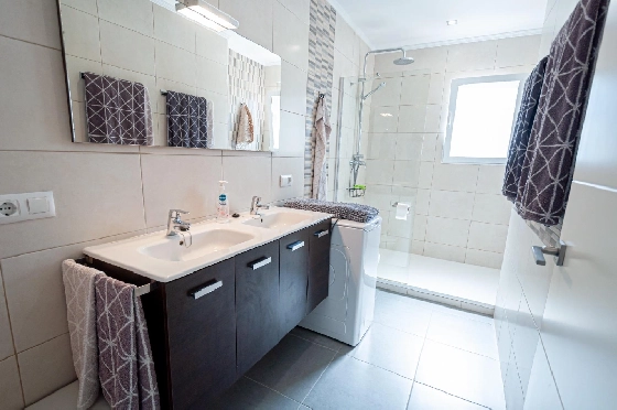 Villa in Benissa(San Jaime) zu verkaufen, Living area 240 m², Klimaanlage, 6 Schlafzimmer, 3 Badezimmer, Pool, ref.: COB-3449-10535-35