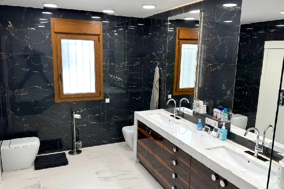 Villa in Javea(Ermita) zu verkaufen, Living area 400 m², Baujahr 2018, Zustand neuwertig, + Fussbodenheizung, Klimaanlage, Plot 1596 m², 3 Schlafzimmer, 2 Badezimmer, Pool, ref.: AS-0624-32