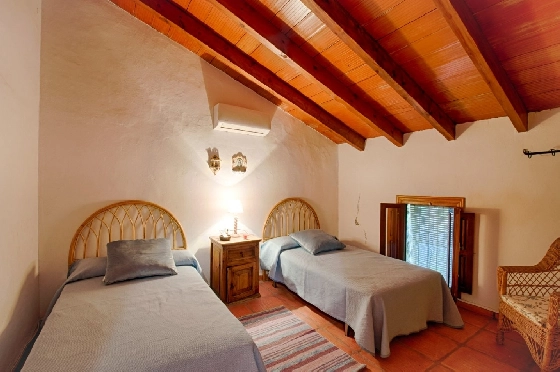 Finca in Gata de Gorgos zu verkaufen, Living area 450 m², Baujahr 1900, + Ofen, Klimaanlage, Plot 20000 m², 4 Schlafzimmer, 2 Badezimmer, Pool, ref.: AM-11846DA-41