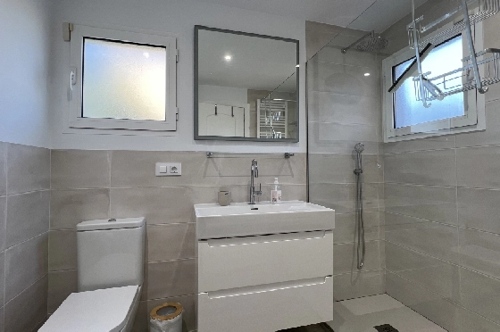 Villa in Gata de Gorgos(Monte Pedreguer) zur Ferienvermietung, Living area 180 m², Baujahr 2006, + Ofen, Klimaanlage, Plot 600 m², 3 Schlafzimmer, 3 Badezimmer, Pool, ref.: T-0624-24