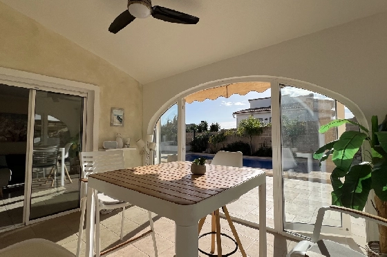 Villa in Gata de Gorgos(Monte Pedreguer) zur Ferienvermietung, Living area 180 m², Baujahr 2006, + Ofen, Klimaanlage, Plot 600 m², 3 Schlafzimmer, 3 Badezimmer, Pool, ref.: T-0624-26