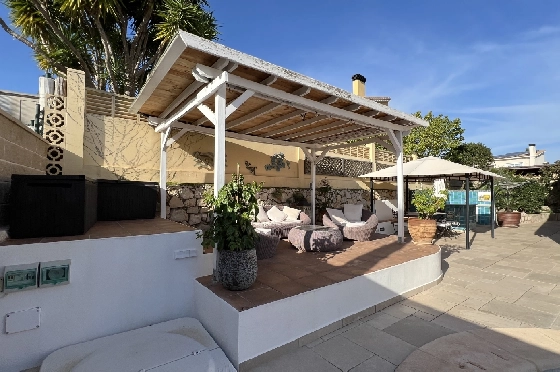 Villa in Gata de Gorgos(Monte Pedreguer) zur Ferienvermietung, Living area 180 m², Baujahr 2006, + Ofen, Klimaanlage, Plot 600 m², 3 Schlafzimmer, 3 Badezimmer, Pool, ref.: T-0624-31