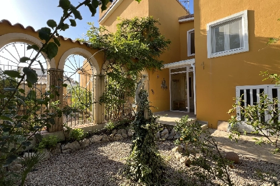 Villa in Gata de Gorgos(Monte Pedreguer) zur Ferienvermietung, Living area 180 m², Baujahr 2006, + Ofen, Klimaanlage, Plot 600 m², 3 Schlafzimmer, 3 Badezimmer, Pool, ref.: T-0624-39
