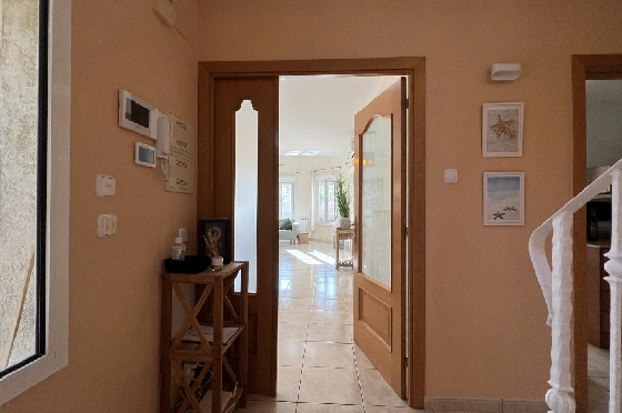 Villa in Gata de Gorgos(Monte Pedreguer) zur Ferienvermietung, Living area 180 m², Baujahr 2006, + Ofen, Klimaanlage, Plot 600 m², 3 Schlafzimmer, 3 Badezimmer, Pool, ref.: T-0624-9