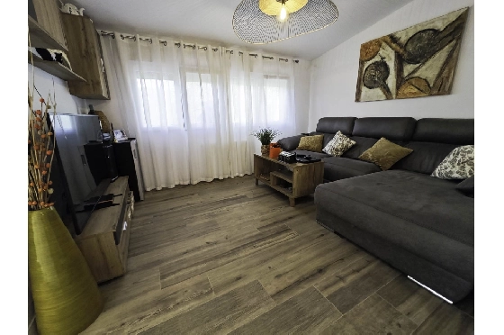 Villa in Denia zu verkaufen, Living area 121 m², Klimaanlage, Plot 623 m², 4 Schlafzimmer, 2 Badezimmer, Pool, ref.: CO-C25935-10