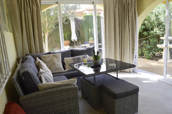 Villa in Denia zu verkaufen, Living area 121 m², Klimaanlage, Plot 623 m², 4 Schlafzimmer, 2 Badezimmer, Pool, ref.: CO-C25935-20