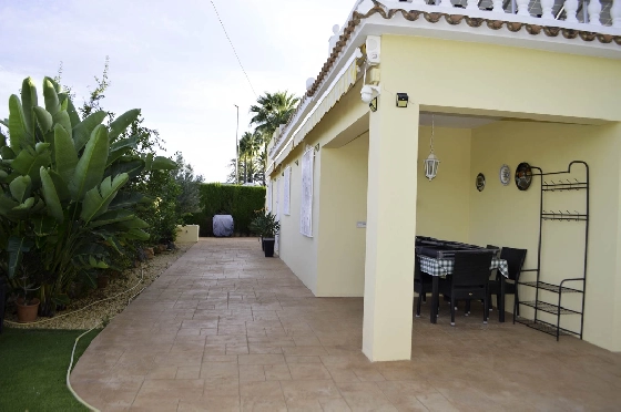 Villa in Denia zu verkaufen, Living area 121 m², Klimaanlage, Plot 623 m², 4 Schlafzimmer, 2 Badezimmer, Pool, ref.: CO-C25935-8