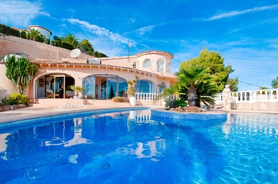 Villa in Moraira zu verkaufen, Living area 300 m², Baujahr 1984, Klimaanlage, Plot 1615 m², 3 Schlafzimmer, 2 Badezimmer, Pool, ref.: AM-12279DA-14