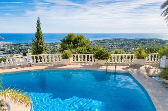 Villa in Moraira zu verkaufen, Living area 300 m², Baujahr 1984, Klimaanlage, Plot 1615 m², 3 Schlafzimmer, 2 Badezimmer, Pool, ref.: AM-12279DA-2