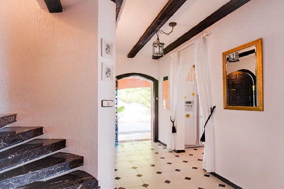 Villa in Moraira zu verkaufen, Living area 300 m², Baujahr 1984, Klimaanlage, Plot 1615 m², 3 Schlafzimmer, 2 Badezimmer, Pool, ref.: AM-12279DA-35
