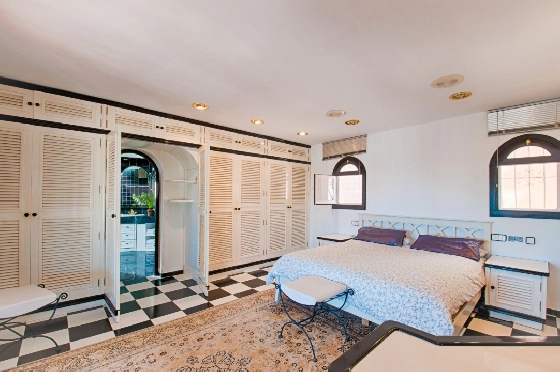Villa in Moraira zu verkaufen, Living area 300 m², Baujahr 1984, Klimaanlage, Plot 1615 m², 3 Schlafzimmer, 2 Badezimmer, Pool, ref.: AM-12279DA-42