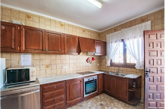 Villa in Benissa(La Fustera) zu verkaufen, Living area 312 m², Baujahr 1978, Klimaanlage, Plot 2669 m², 6 Schlafzimmer, 2 Badezimmer, Pool, ref.: AM-12452DA-38