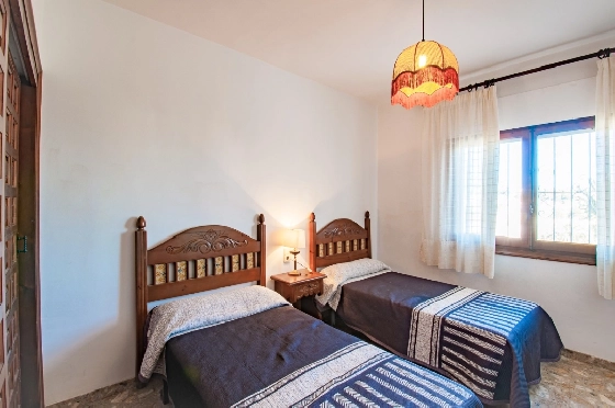 Villa in Benissa(La Fustera) zu verkaufen, Living area 312 m², Baujahr 1978, Klimaanlage, Plot 2669 m², 6 Schlafzimmer, 2 Badezimmer, Pool, ref.: AM-12452DA-42