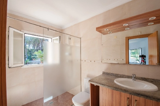 Villa in Javea zu verkaufen, Living area 318 m², Baujahr 1982, Klimaanlage, Plot 1377 m², 4 Schlafzimmer, 3 Badezimmer, Pool, ref.: AM-12459DA-18