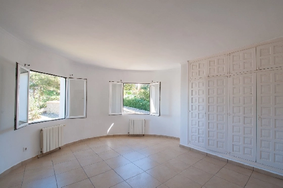 Villa in Javea zu verkaufen, Living area 318 m², Baujahr 1982, Klimaanlage, Plot 1377 m², 4 Schlafzimmer, 3 Badezimmer, Pool, ref.: AM-12459DA-19