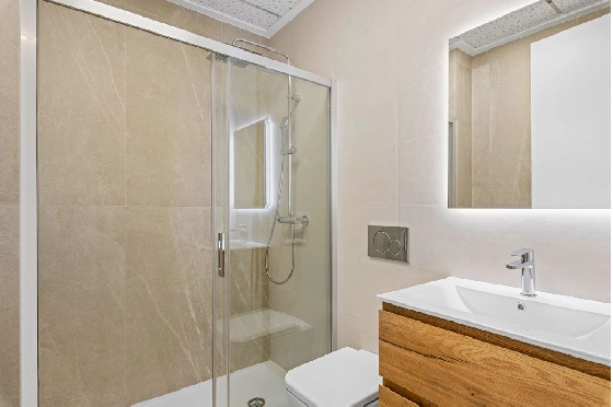 Etagen Apartment in Benijofar zu verkaufen, Wohnfläche 122 m², Zustand Erstbezug, 4 Schlafzimmer, 2 Badezimmer, Pool, ref.: HA-BNN-332-A03-20