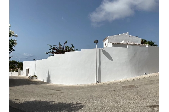 Villa in Moraira zu verkaufen, Living area 283 m², Baujahr 2023, Klimaanlage, Plot 897 m², 3 Schlafzimmer, 3 Badezimmer, Pool, ref.: AM-12030DA-31
