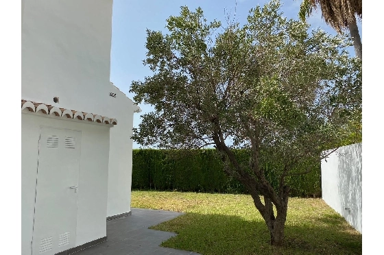 Villa in Moraira zu verkaufen, Living area 283 m², Baujahr 2023, Klimaanlage, Plot 897 m², 3 Schlafzimmer, 3 Badezimmer, Pool, ref.: AM-12030DA-36