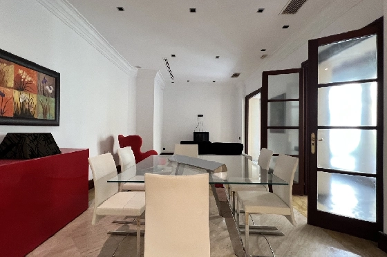 Stadthaus in Pego(Innenstadt) zu verkaufen, Living area 690 m², Baujahr 1930, Zustand gepflegt, + Zentralheizung, Klimaanlage, Plot 305 m², 6 Schlafzimmer, 5 Badezimmer, ref.: AS-1325-12