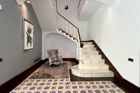 Stadthaus in Pego(Innenstadt) zu verkaufen, Living area 690 m², Baujahr 1930, Zustand gepflegt, + Zentralheizung, Klimaanlage, Plot 305 m², 6 Schlafzimmer, 5 Badezimmer, ref.: AS-1325-16