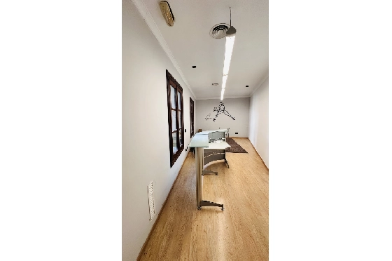 Stadthaus in Pego(Innenstadt) zu verkaufen, Living area 690 m², Baujahr 1930, Zustand gepflegt, + Zentralheizung, Klimaanlage, Plot 305 m², 6 Schlafzimmer, 5 Badezimmer, ref.: AS-1325-33