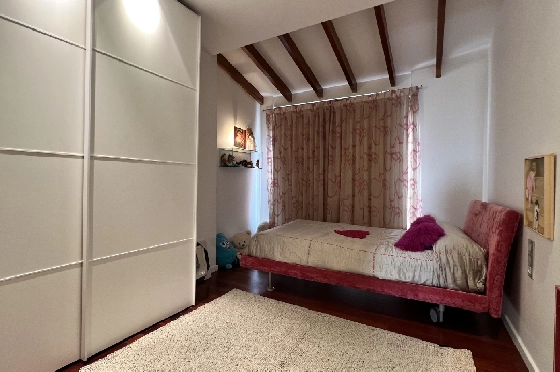 Stadthaus in Pego(Innenstadt) zu verkaufen, Living area 690 m², Baujahr 1930, Zustand gepflegt, + Zentralheizung, Klimaanlage, Plot 305 m², 6 Schlafzimmer, 5 Badezimmer, ref.: AS-1325-37