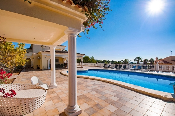 Villa in Moraira zu verkaufen, Living area 466 m², Baujahr 2005, Klimaanlage, Plot 2040 m², 5 Schlafzimmer, 5 Badezimmer, Pool, ref.: AM-12515DR-17