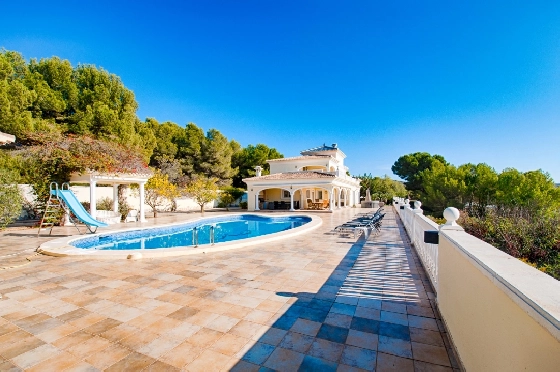 Villa in Moraira zu verkaufen, Living area 466 m², Baujahr 2005, Klimaanlage, Plot 2040 m², 5 Schlafzimmer, 5 Badezimmer, Pool, ref.: AM-12515DR-18