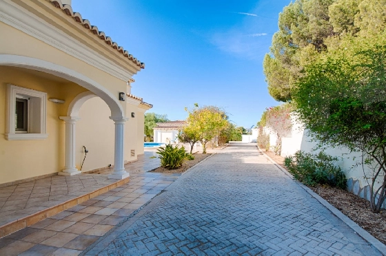 Villa in Moraira zu verkaufen, Living area 466 m², Baujahr 2005, Klimaanlage, Plot 2040 m², 5 Schlafzimmer, 5 Badezimmer, Pool, ref.: AM-12515DR-29