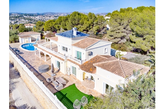 Villa in Moraira zu verkaufen, Living area 466 m², Baujahr 2005, Klimaanlage, Plot 2040 m², 5 Schlafzimmer, 5 Badezimmer, Pool, ref.: AM-12515DR-9