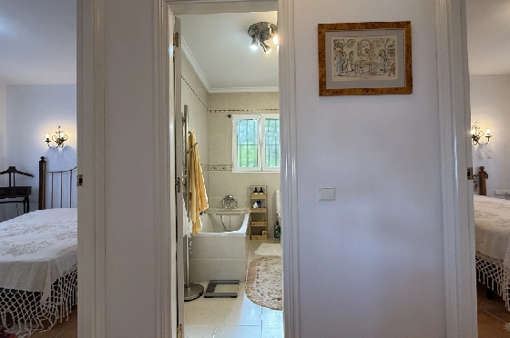 Villa in Pedreguer zu verkaufen, Living area 130 m², Baujahr 2002, Zustand gepflegt, + KLIMA, Klimaanlage, Plot 876 m², 3 Schlafzimmer, 2 Badezimmer, Pool, ref.: RG-1325-21