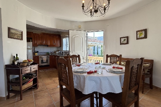 Villa in Pedreguer zu verkaufen, Living area 130 m², Baujahr 2002, Zustand gepflegt, + KLIMA, Klimaanlage, Plot 876 m², 3 Schlafzimmer, 2 Badezimmer, Pool, ref.: RG-1325-28