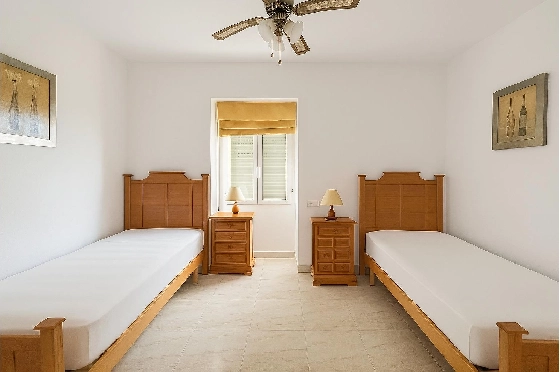 Villa in La Sella(La Sella) zu verkaufen, Living area 379 m², Zustand gepflegt, + KLIMA, Klimaanlage, Plot 1699 m², 4 Schlafzimmer, 4 Badezimmer, Pool, ref.: MG-0925-16