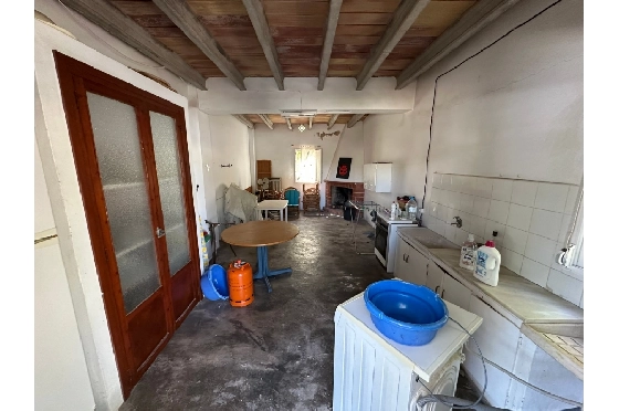 Villa in Denia zu verkaufen, Living area 220 m², Baujahr 1983, Klimaanlage, Plot 2233 m², 6 Schlafzimmer, 2 Badezimmer, Pool, ref.: O-V95814-19