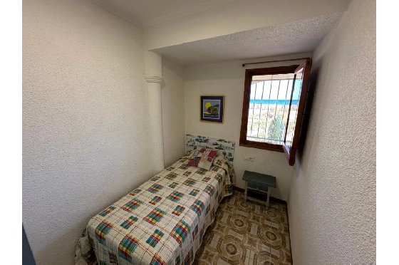 Villa in Denia zu verkaufen, Living area 220 m², Baujahr 1983, Klimaanlage, Plot 2233 m², 6 Schlafzimmer, 2 Badezimmer, Pool, ref.: O-V95814-24
