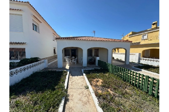 Villa in Denia zu verkaufen, Living area 220 m², Baujahr 1983, Klimaanlage, Plot 2233 m², 6 Schlafzimmer, 2 Badezimmer, Pool, ref.: O-V95814-4